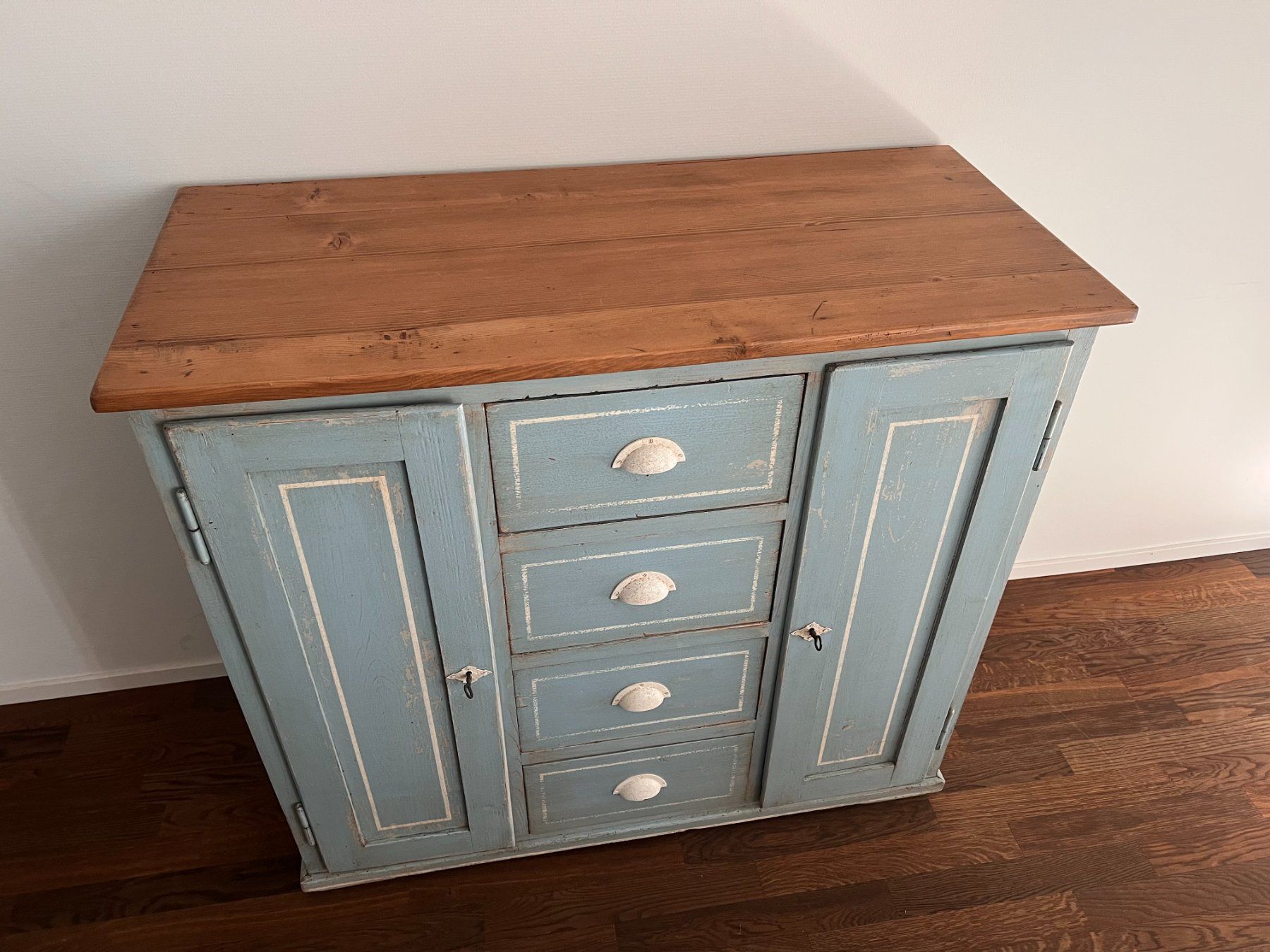 Kommoden: antike Holz-Kommode blau – Gebraucht aus Bern von Guggibern 4
