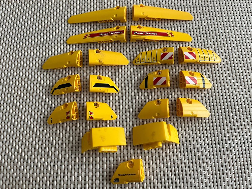 Lego Technik gelbe Panel Spoiler Verschalung 42009 LotX (Gebraucht) in ...