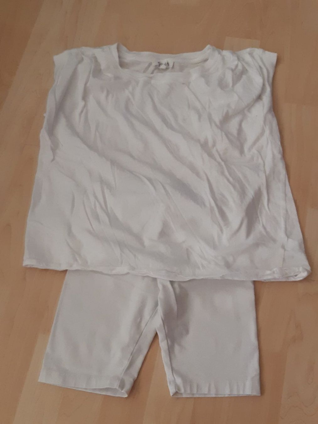 Camicette, T-shirt & Top: WORKSHOP T'SHIRT+CAT & JACK SHORT, MÄDCHEN, Gr. S, 7-8JAHREN – Usato da Sachseln venduto da volvoc70