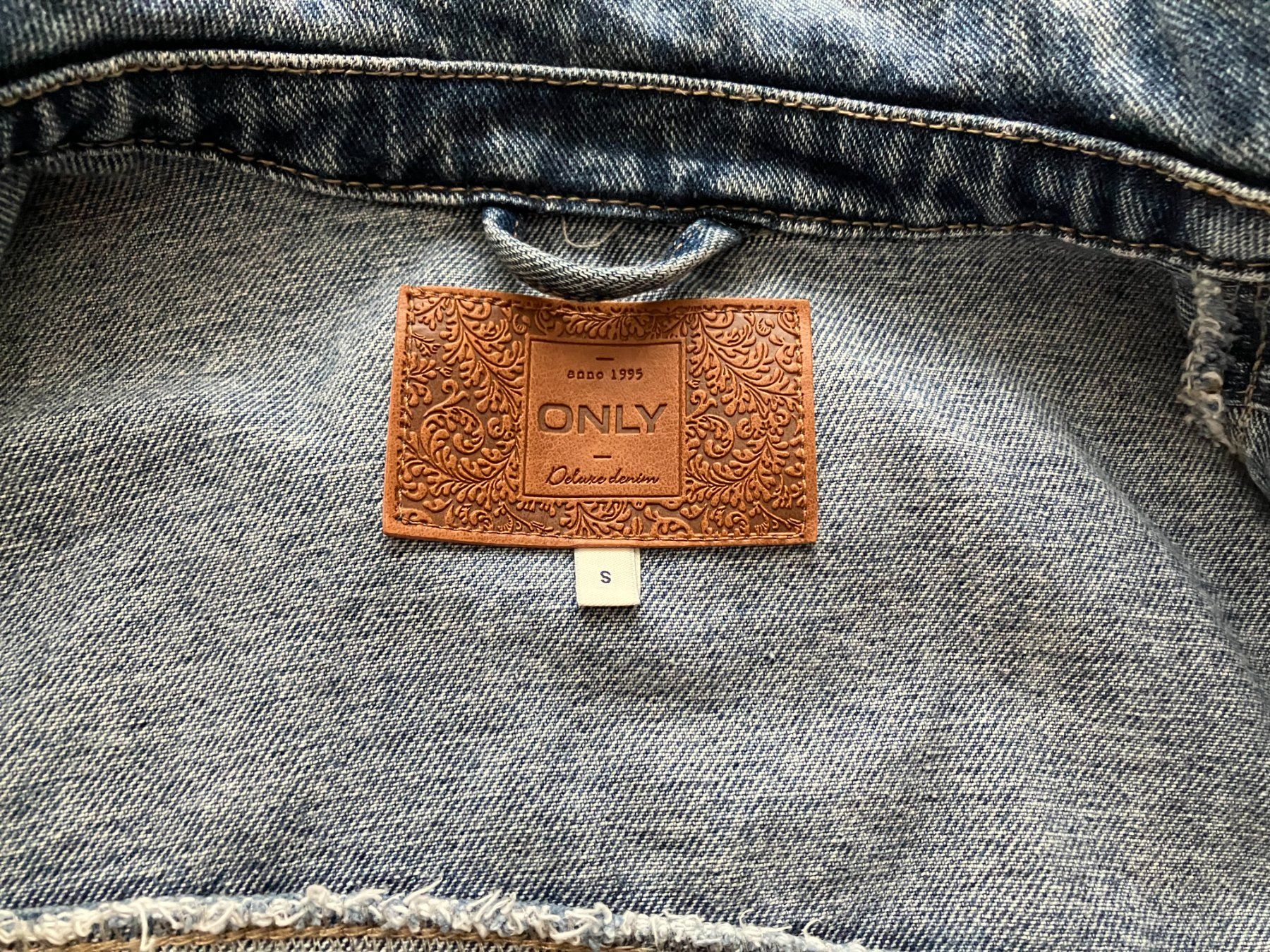 Giacche: Kurze Jeansjacke von Only Gr.S – Usato da Niederuzwil venduto da Sandy8w 3