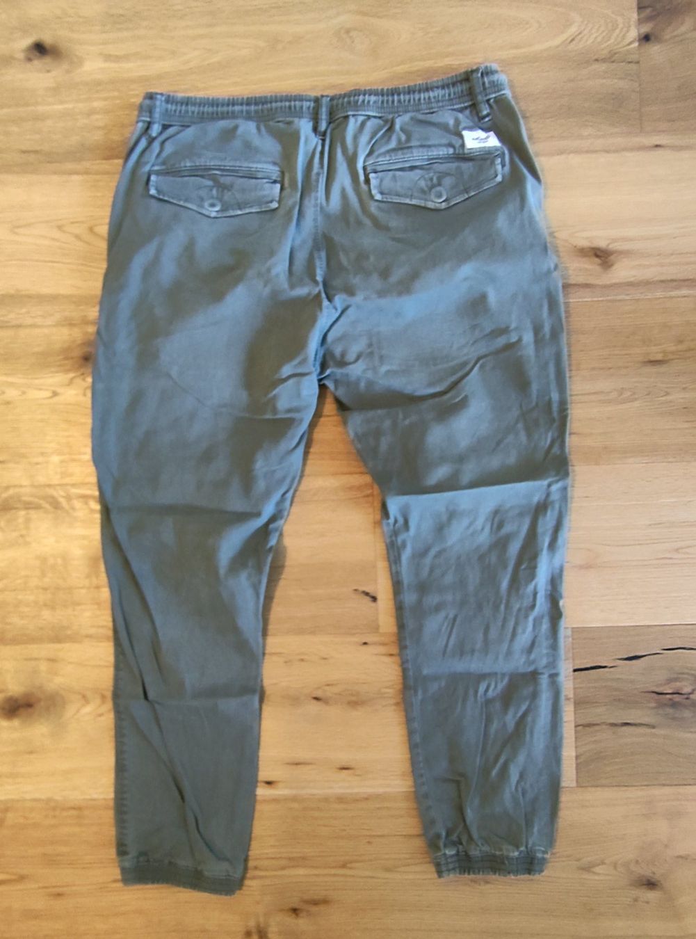 Pantaloni: Reell Hose L grün – Usato da Interlaken venduto da dmncmg 1