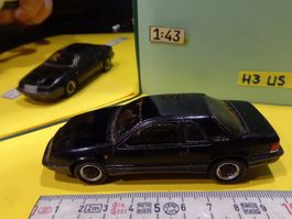 Chrysler Le Baron  1:43 (ohne Box) olo CH  > (H3)