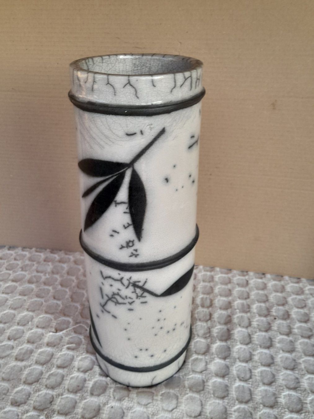 Vasi & Recipienti: RAKU Vase Zylinderförmig – Usato da Thun venduto da Treff.....e 2