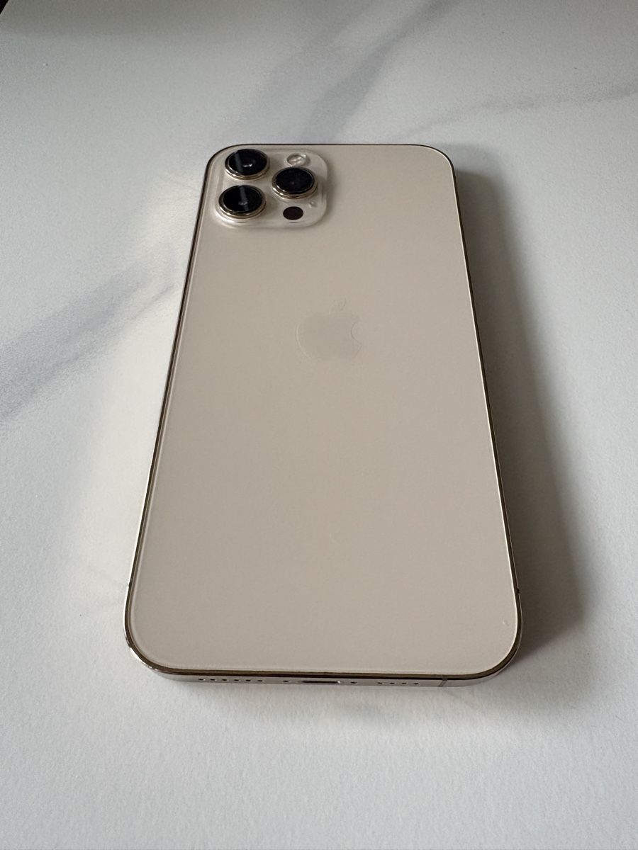 Apple Telefoni cellulari / Smartphones: Iphone 12 Pro Max – Usato da Zürich venduto da cha_5lzh 3