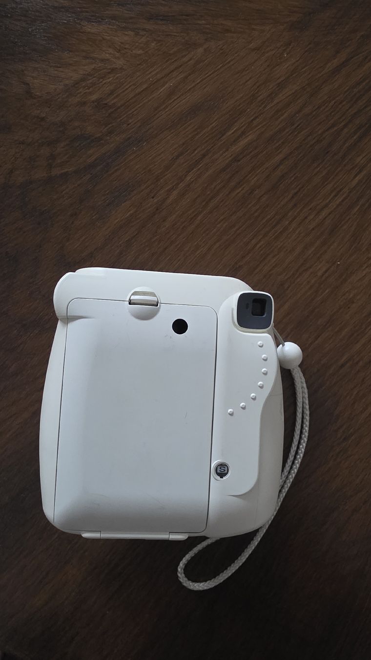 Fujifilm Fotocamera: Fujifilm Instax Mini 8 – Usato da Olten venduto da ManuelvA 1