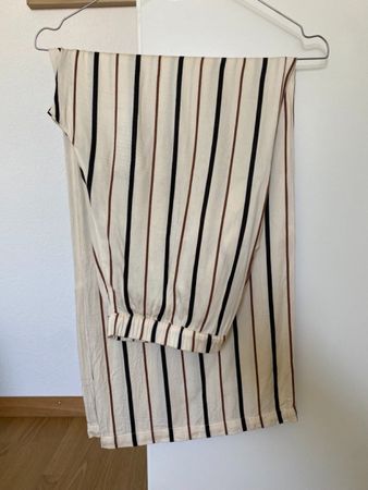 Leichte Sommerhose 7/8 (M)