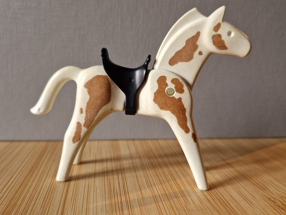  Playmobil Pferd braun weiss gefleckt, Pferdchen Figur (Gebraucht) in Illustration 