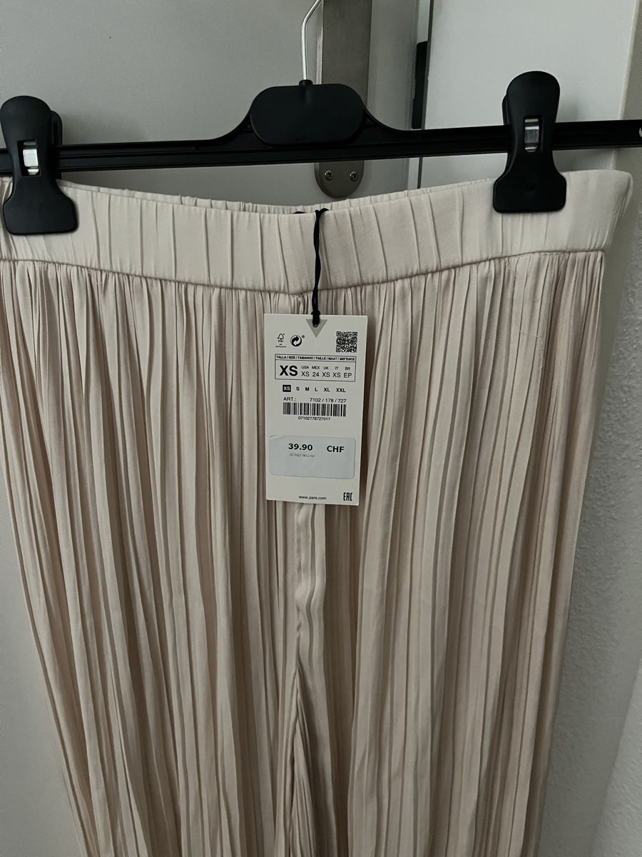 Zara Pantaloni: Zara Sommer Hose – Nuovo (secondo la descrizione) da Zürich venduto da JB23JB 1