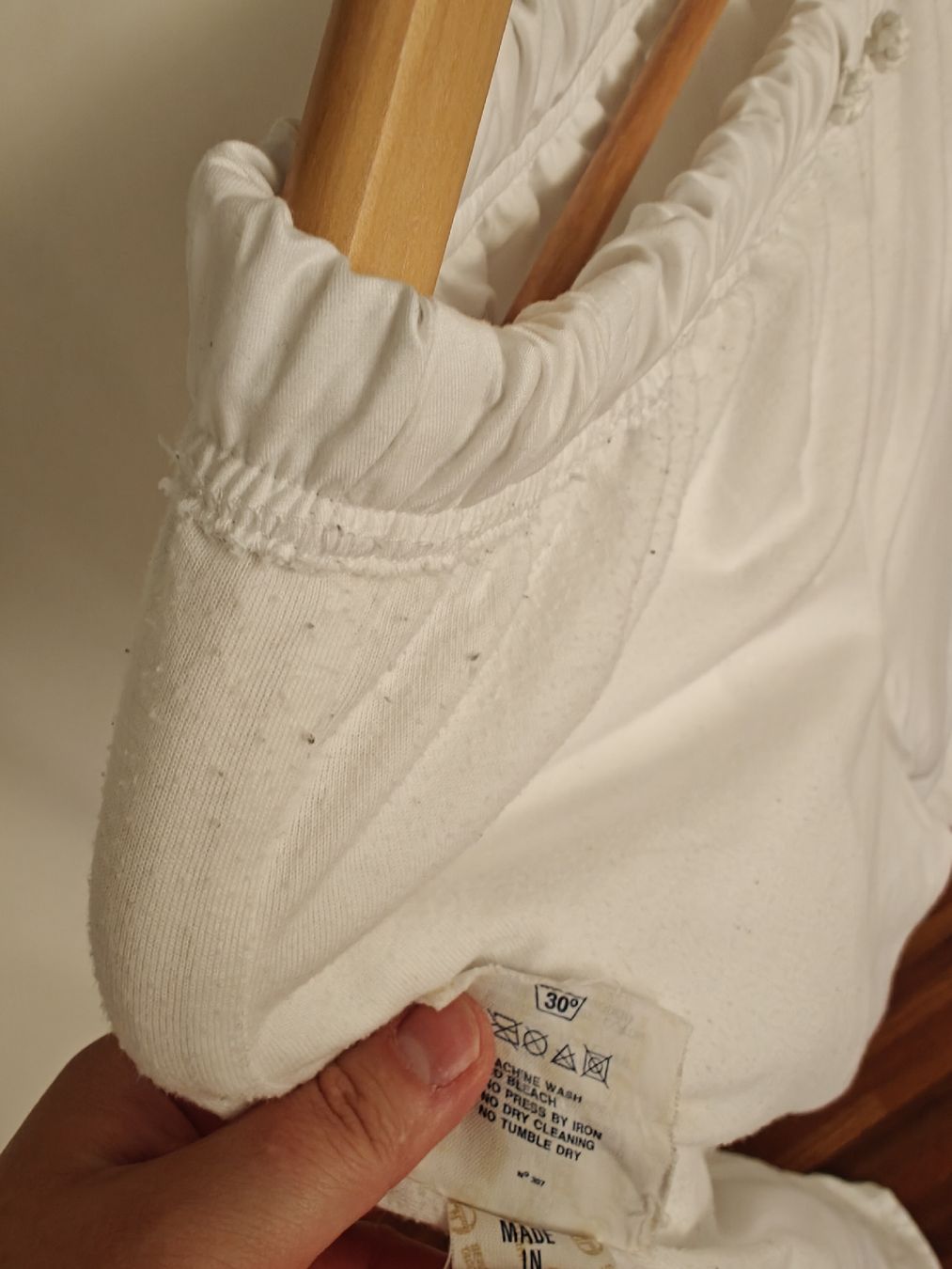 Pantalons: Vintage Sergio Tacchini White Track Pants – D'occasion à Wabern par kat_w92r 9