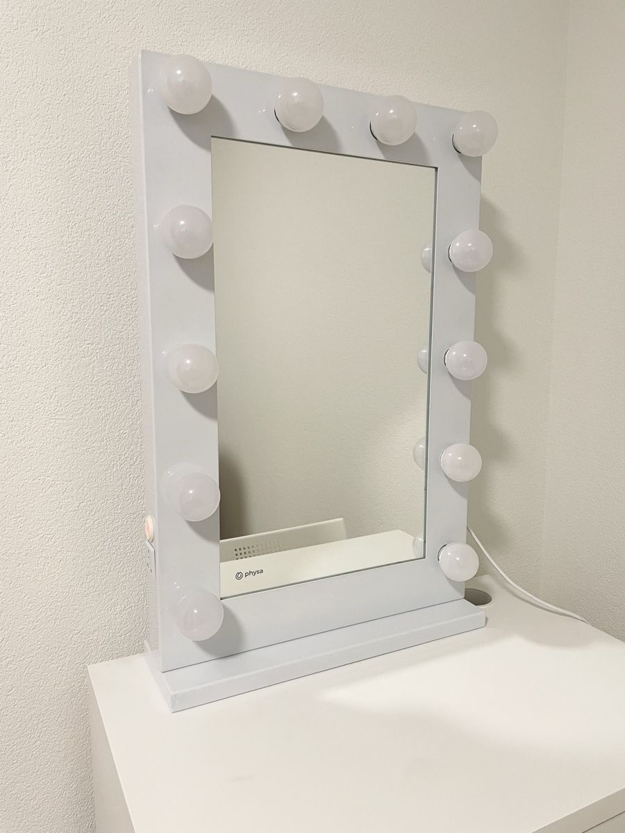 Spiegel: Miroir Maquillage avec Eclairage LED Blanc – Gebraucht aus Chavornay von mai_6sqy 1