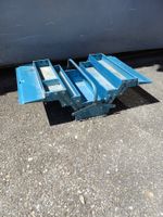 Werkzeugkiste aus Metall antik/vintage