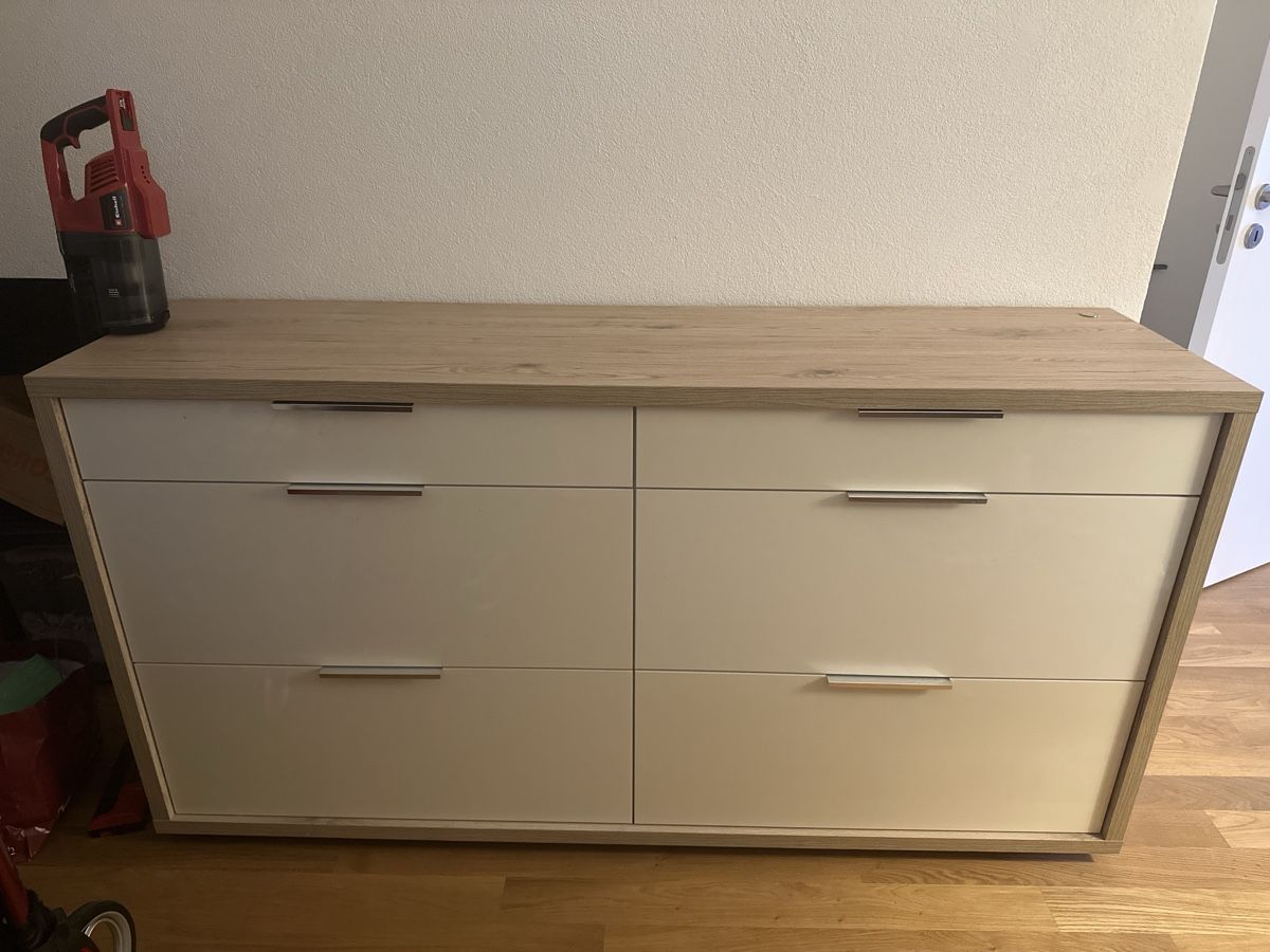 Cassettiere: Kommode Eiche Nachbildung mit 6 Schubladen gute Zustand – Usato da Solothurn venduto da laidbackchilling