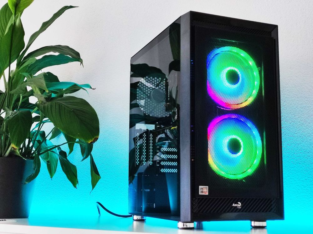 High-End PC / Gaming /GTA/Fortnite/CoD/CsGo/ RGB / Garantie (Neu und ...