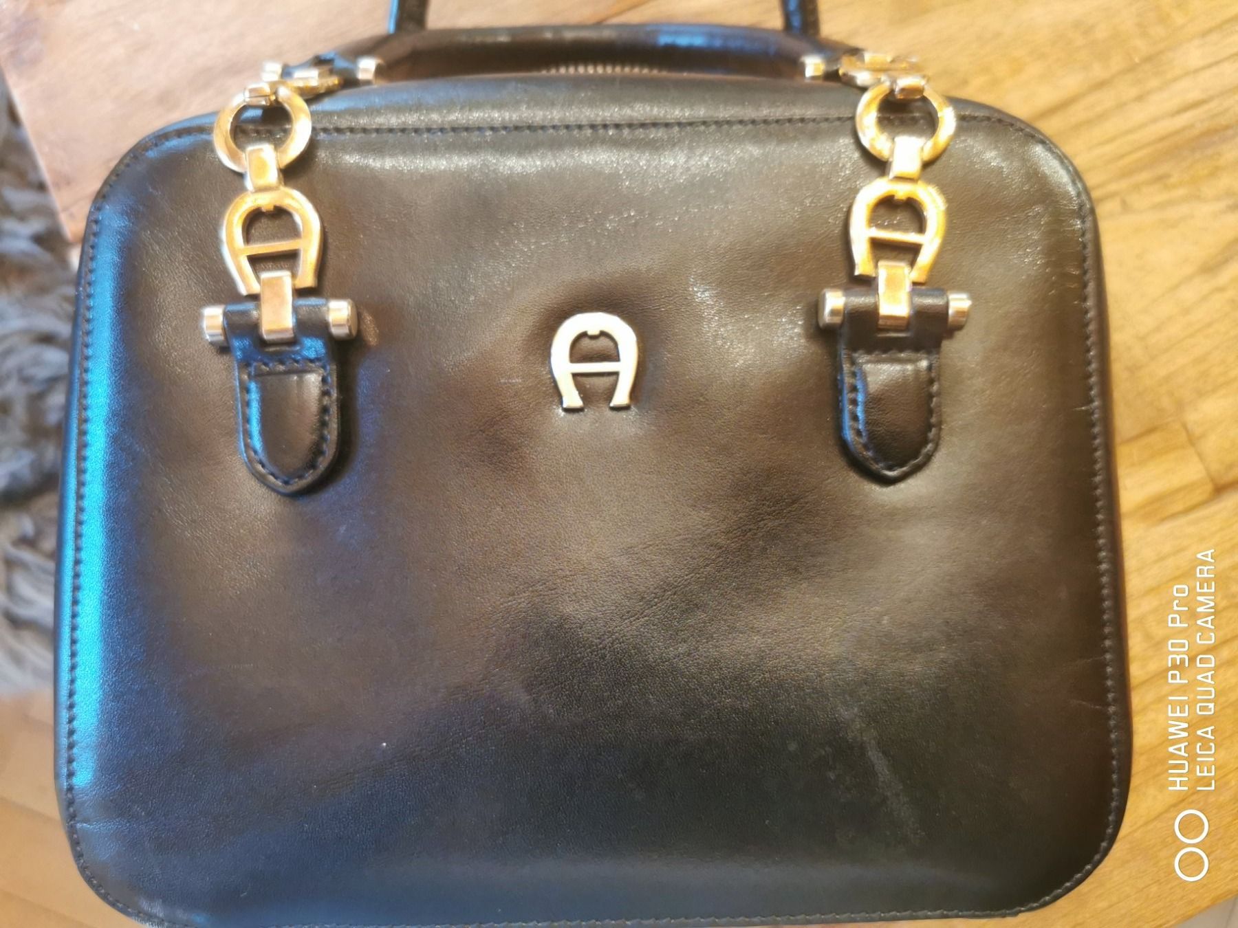 Aigner Borse da donna: Tasche Aigner – Usato da Zug venduto da ScarletRose 3