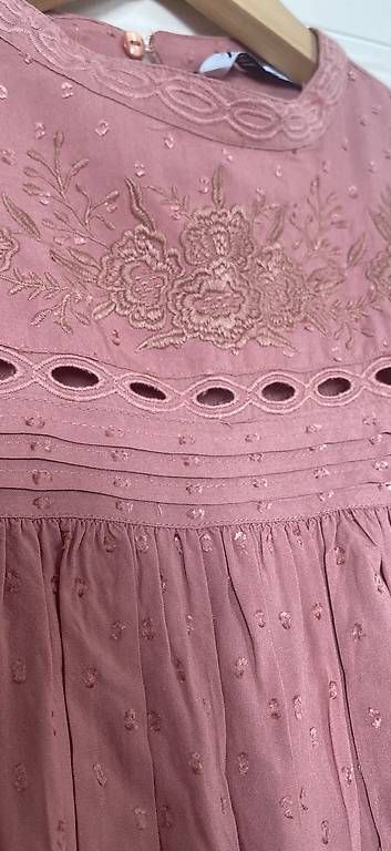 Vestiti: Robe brodée Zara – Usato da Genève venduto da cel_zk6m 1