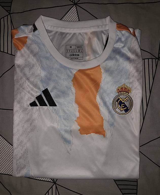 Canottiere & Pantaloni: Maillot Real Madrid M – Usato da Petit-Lancy venduto da zesmile