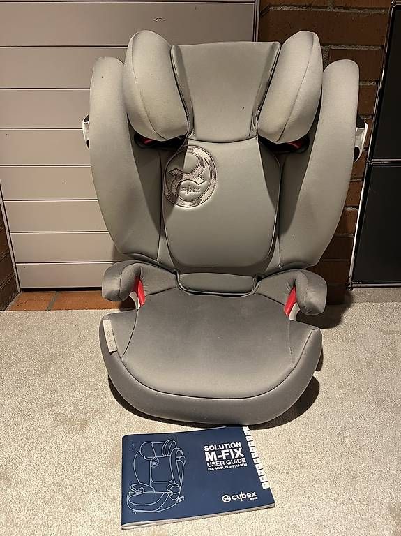 Seggiolini per auto: Verkaufe einen sicheren Cybex-Kindersitz  – Usato da Ittigen venduto da Heffalumpi