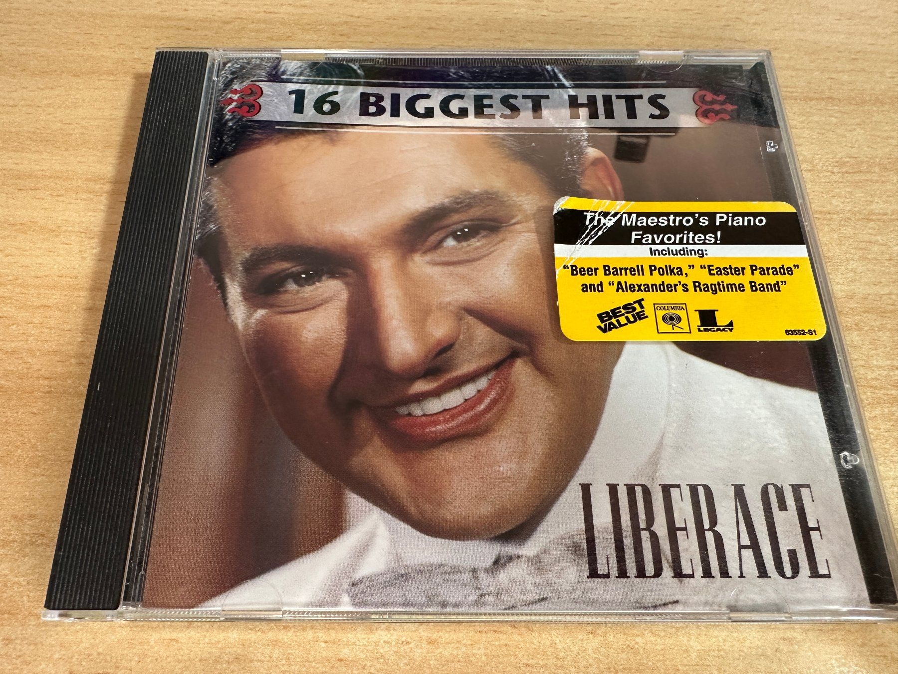 CD: I9 Liberace – 16 Biggest Hits – Usato da Rikon im Tösstal venduto da Alpenmutz