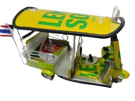 Lemon Soda handarbeit aus Dosen Thailand TUK TUK Taxi Thai