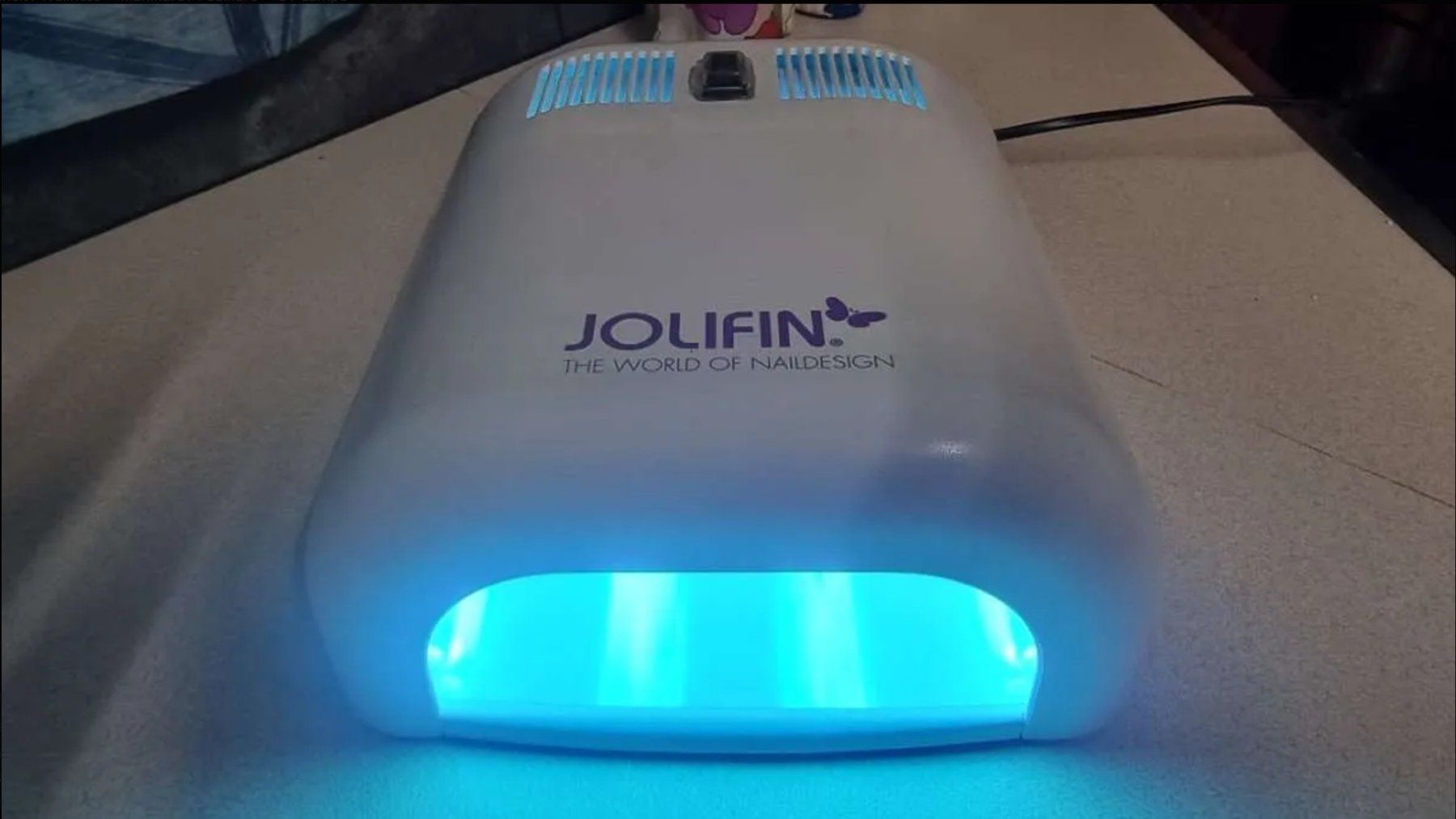 Lampes: Jolifin UV-Lichthärtungsgerät / Tunnel – D'occasion à Sachseln par Palur