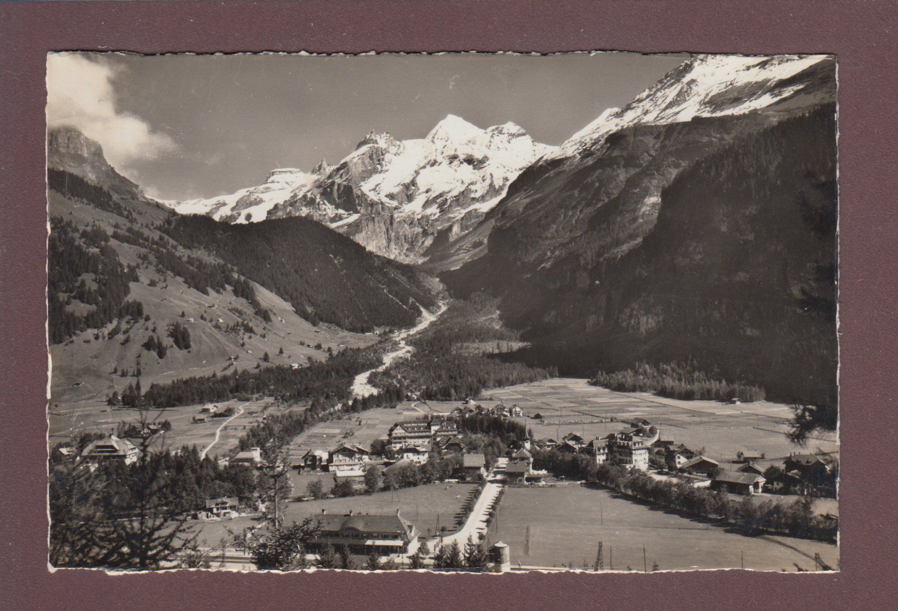 Cartoline postali: KANDERSTEG - Blümlisalp – Usato da Pully venduto da nicecards