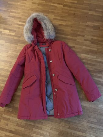 Wintermantel DJ85C rot mit Kapuze 