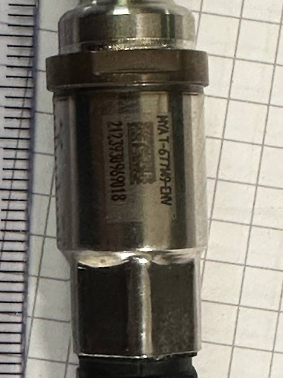Tutti pezzi di ricambio auto: Glühkerze mit Drucksensor 4.4 Volt 03L 905 061 L – Usato da Ernetschwil venduto da gogi2005 2