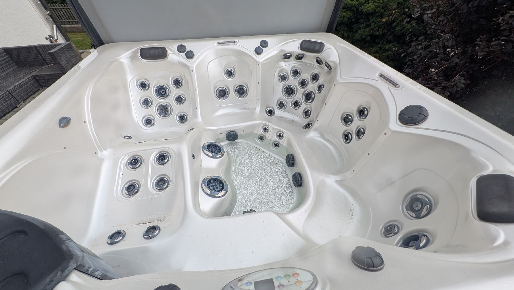 Whirlpool: Whirlpool Master Spas Twilight Series mit Abdeckung – Difettoso da Uster venduto da mic_7nmv 4
