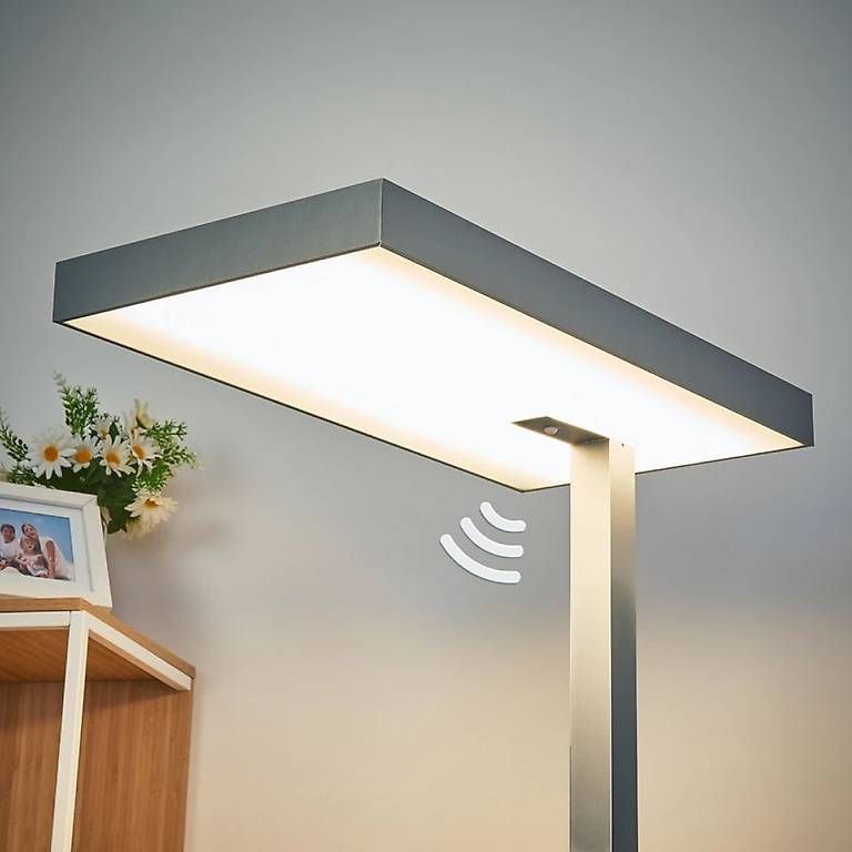 Lampen: Büro LED-Stehleuchte Nora – Gebraucht aus Buchrain von Herbiiy88 1