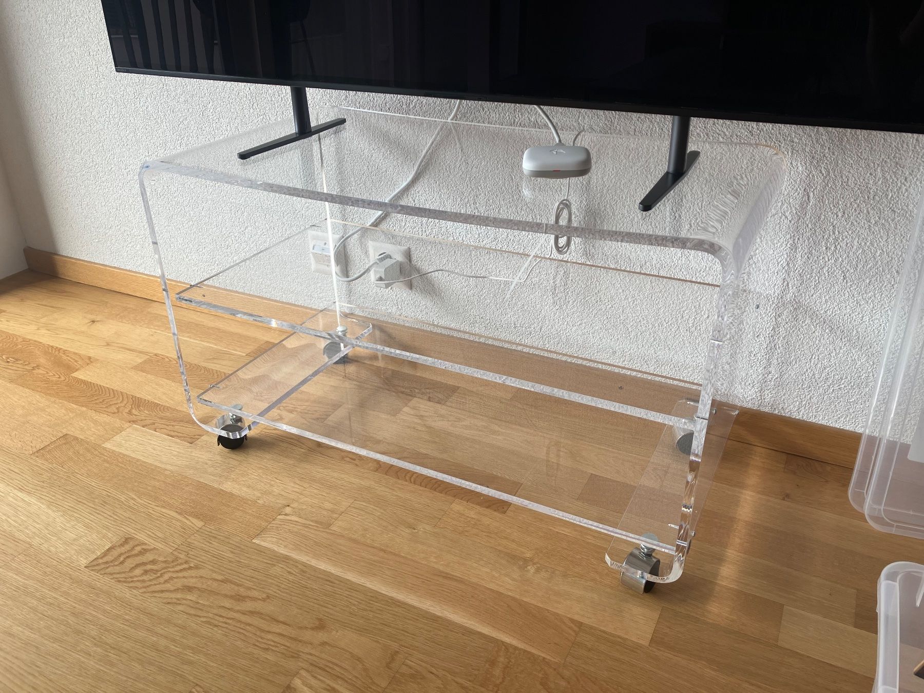 Pfister Mobili TV: Meuble TV Pfister – Usato da Echandens venduto da mar_xvj2 1