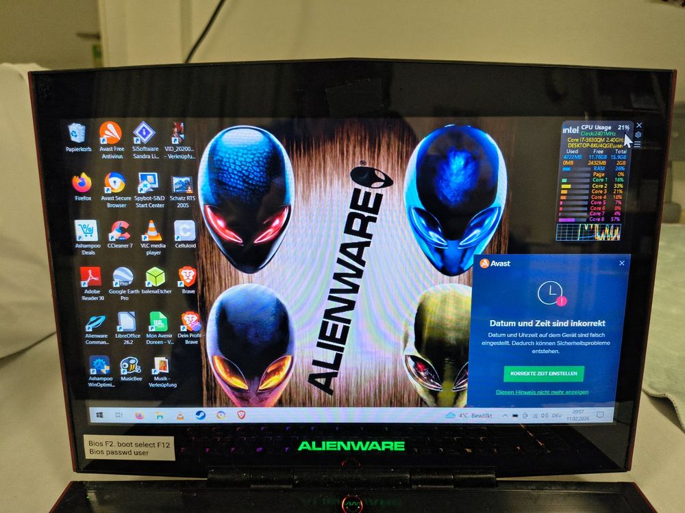 Alienware M14X R2 mit 16GB / 2 SSD Festplatten , Accu NEU (Gebraucht ...