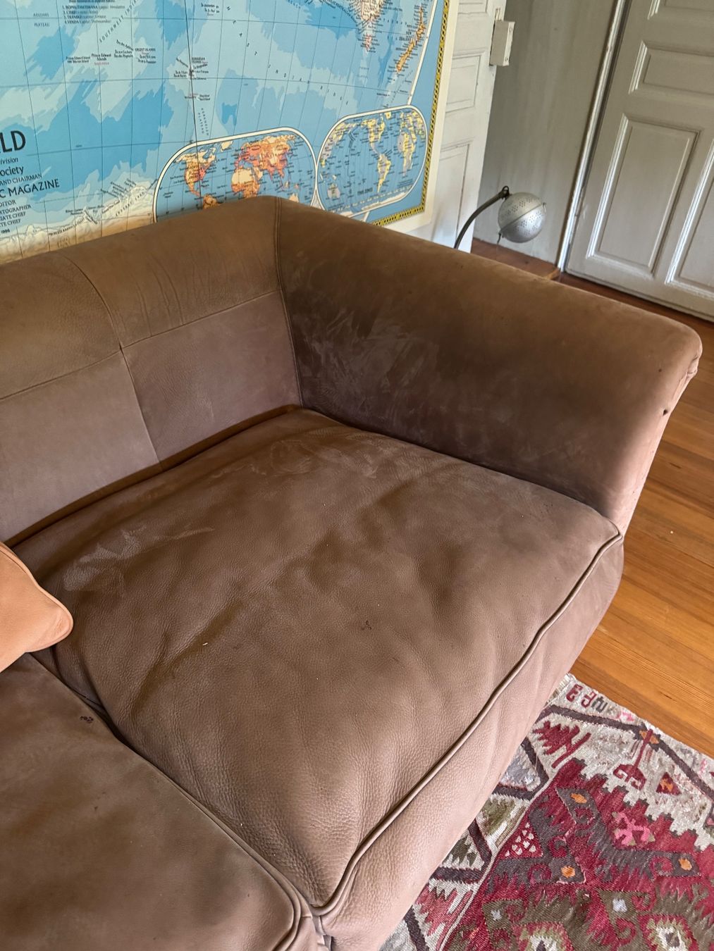 Divani: Canapé cuir et bois env 185cm 100cm – Usato da Arnex-sur-Orbe venduto da cameleonfringant 3
