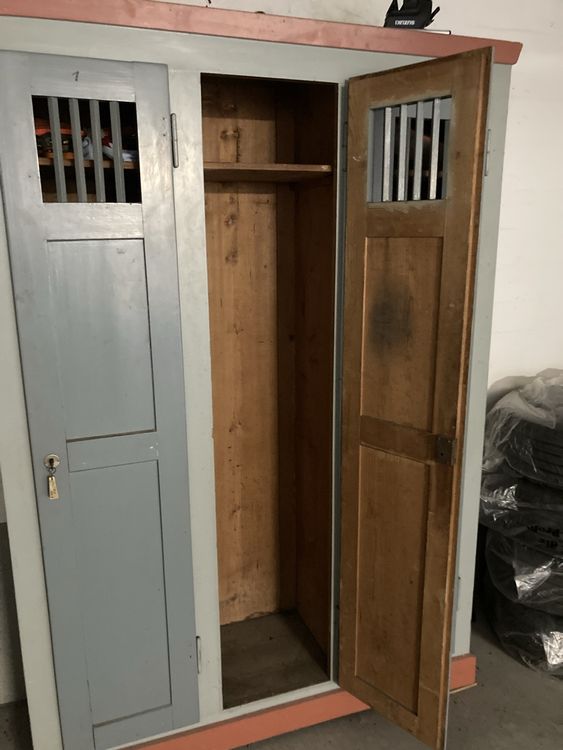 Spind Vintage Garderobenkasten Holz 3