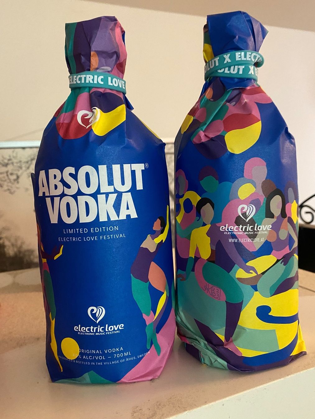 Bevande alcoliche: Absolut "Electric Love" Vodka – Nuovo e nell'imballaggio originale da Burg AG venduto da Lobo016 3