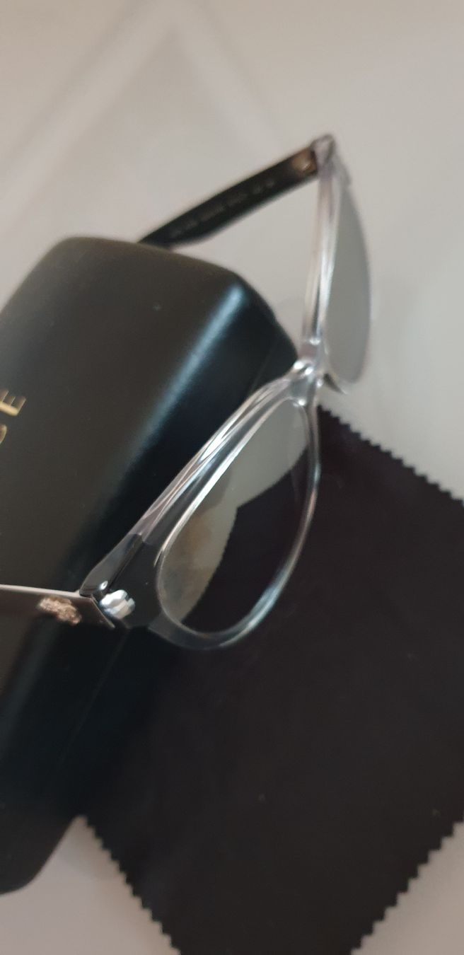 Versace Occhiali & Lenti: Top Versace Sonnenbrille mit Silber wunderschön – Nuovo (secondo la descrizione) da Zürich venduto da bre_22v9 2