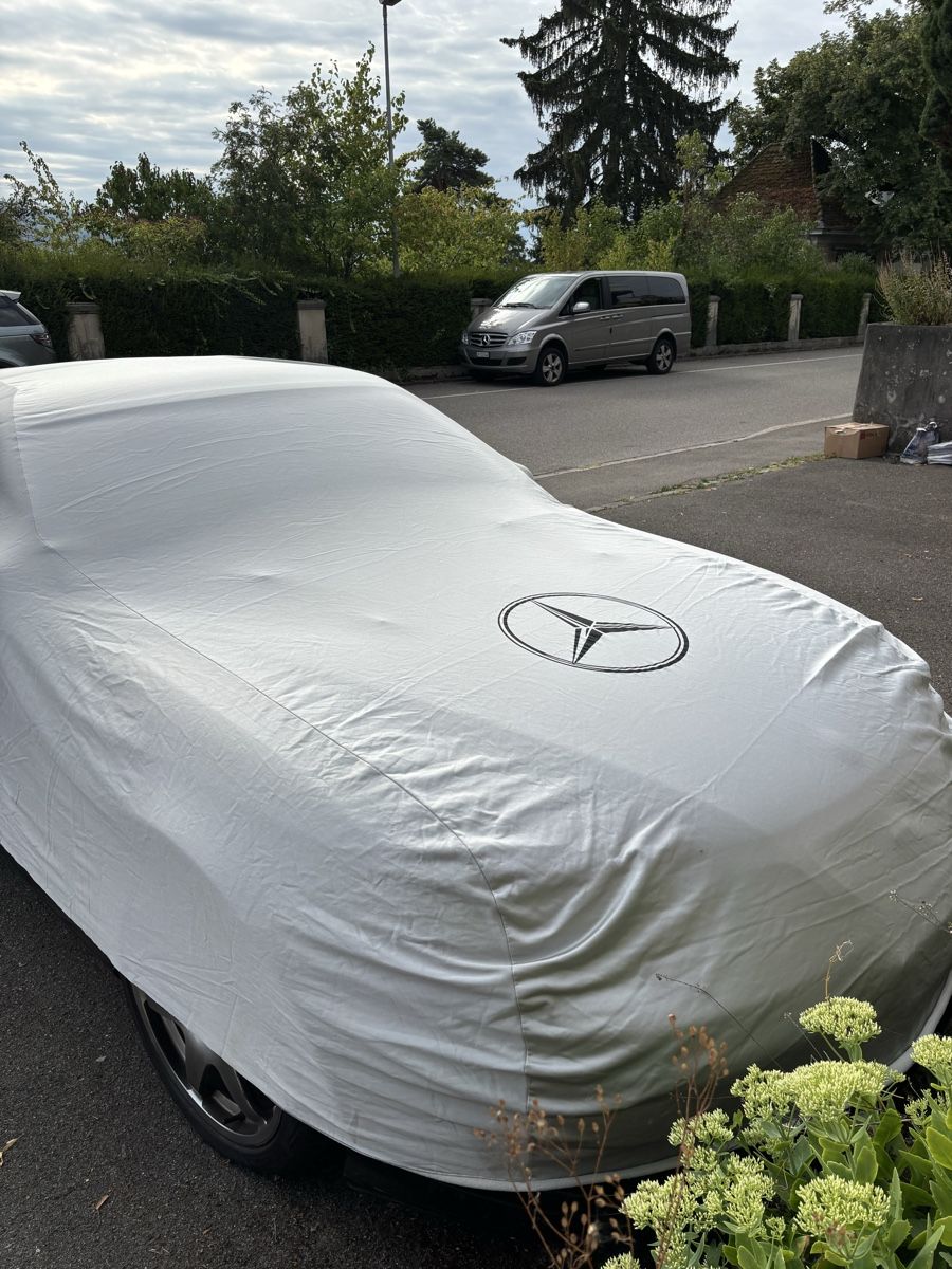 Mercedes-Benz Tutti pezzi di ricambio auto: Car Cover Mercedes-Benz Grey Soft Interior Use – Usato da Rüschlikon venduto da ArnaudEichenberger 1