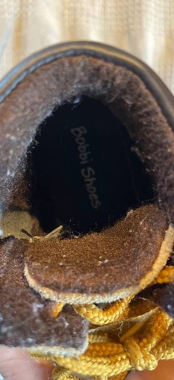 Scarpe per ragazzi: Warme Schuhe Grösse 21 – Usato da Murten venduto da ka_koen 2