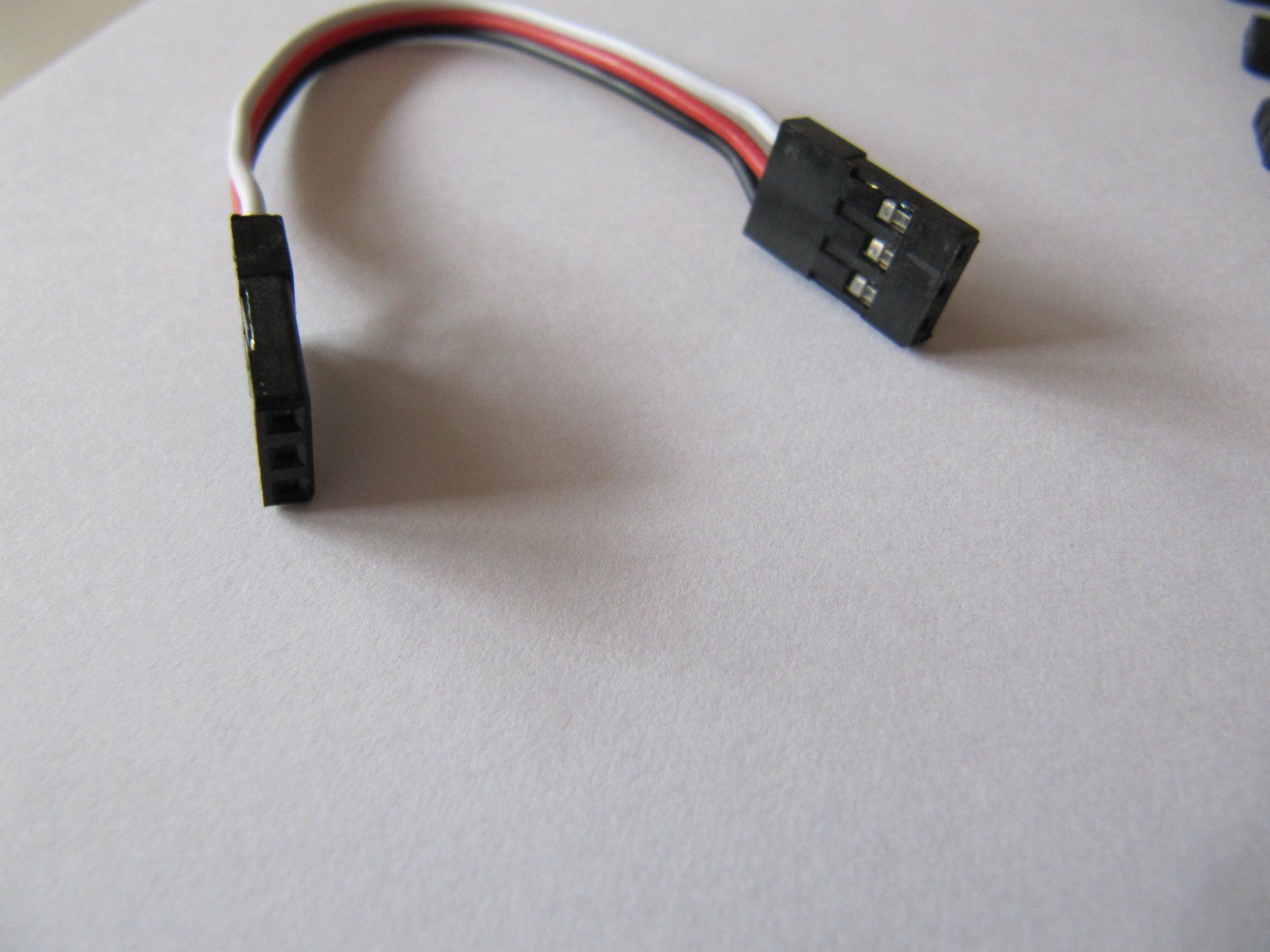 Modellismo RC: Modellbau, Servoverlängerungskabel Stecker-Stecker 10 cm – Nuovo (secondo la descrizione) da Basel venduto da Kuba2 1