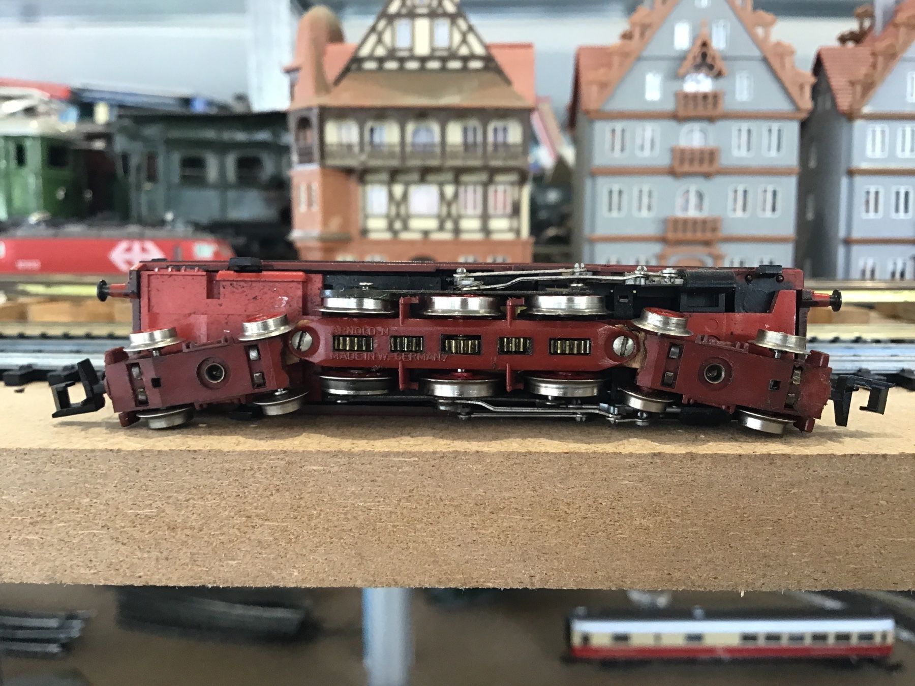 Arnold Modellini di ferrovie: ARNOLD N Dampflokomotive BR 78 211 – Usato da Männedorf venduto da Modell-Spezialisten 4