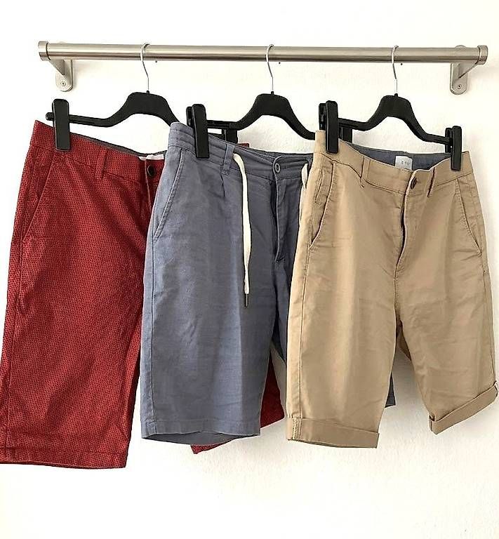 Pantaloni:  Herren-Shorts Esprit - Grösse 30 – Usato da Baar venduto da leo_j8vl