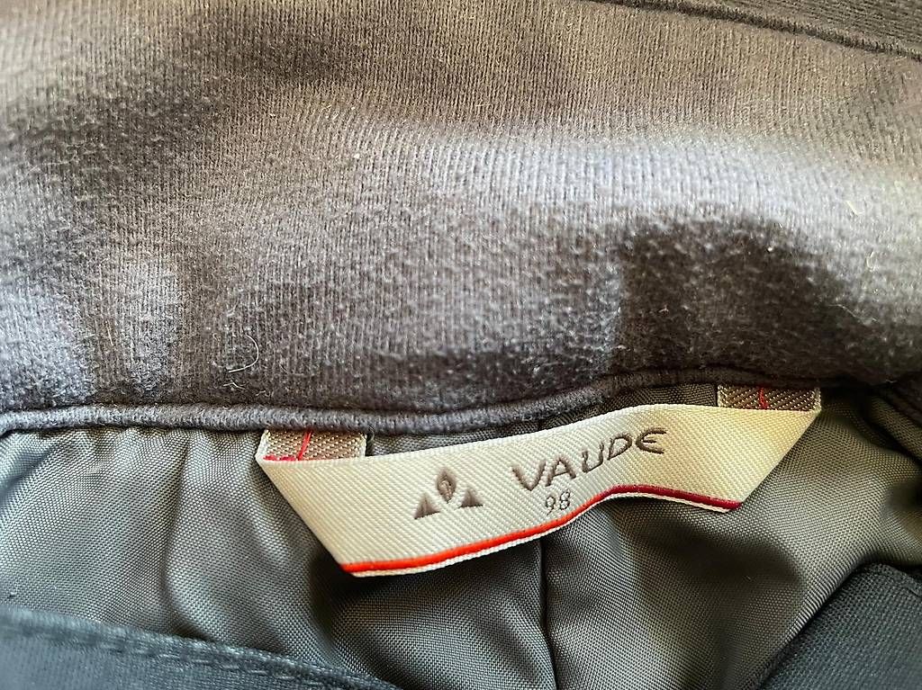 Hosen: Skihose von Vaude Grösse 98 schwarz – Gebraucht aus nidau von sanyu80 1