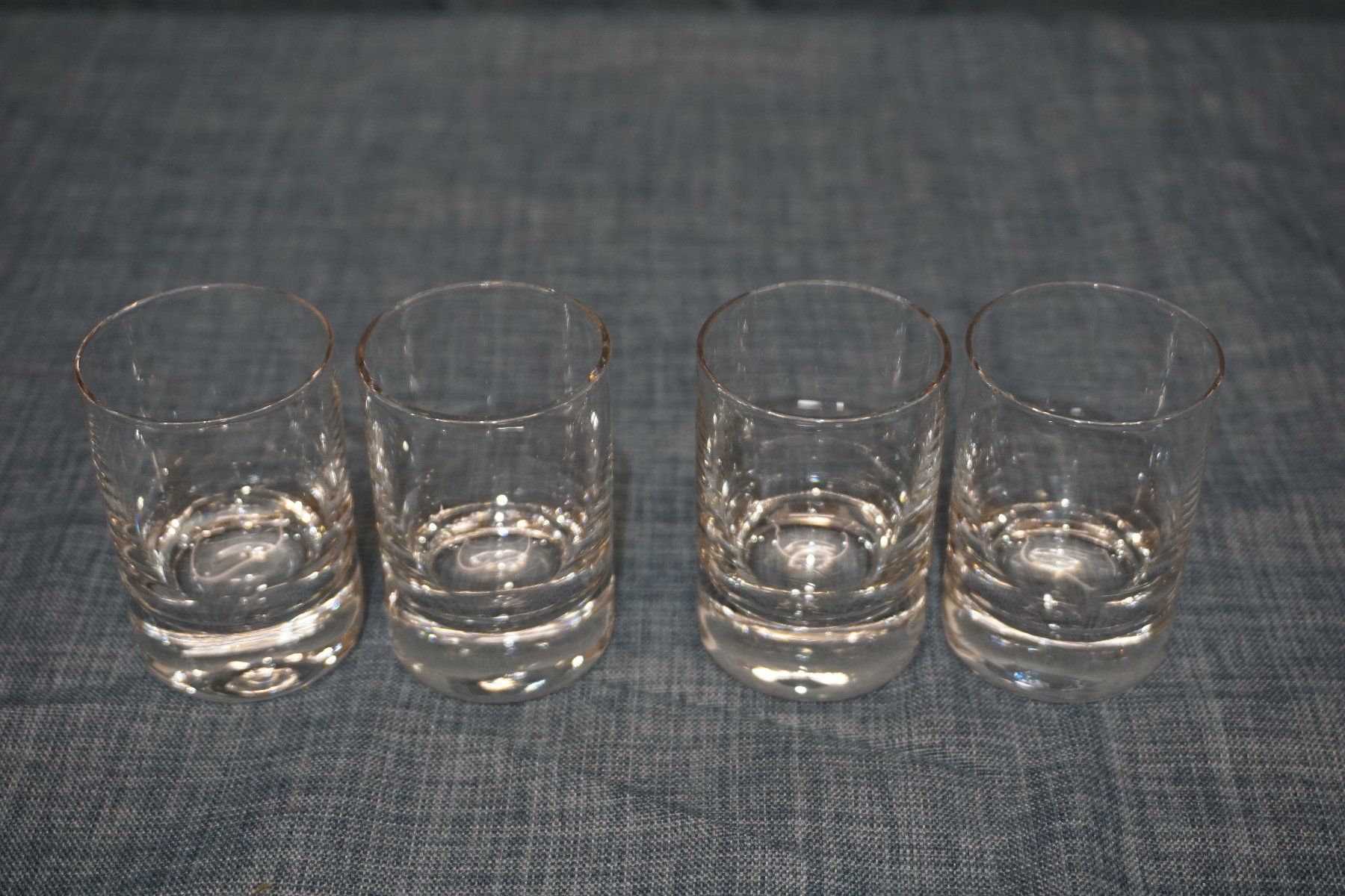 Bicchieri: 4er Set Schnapsgläser aus Glas, Vintage! – Nuovo (secondo la descrizione) da Diessbach b. Büren venduto da Crocharry