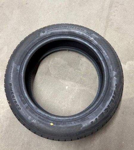 Pneumatici & Ruote complete: Falken Winterreifen – Nuovo (secondo la descrizione) da Biel/Bienne venduto da orpundgarage 1