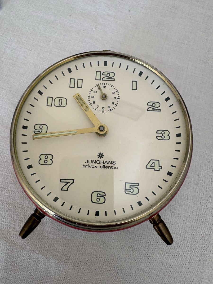 Junghans Sveglie: Junghans und Looping Wecker alt  – Usato da Embrach venduto da mays 1
