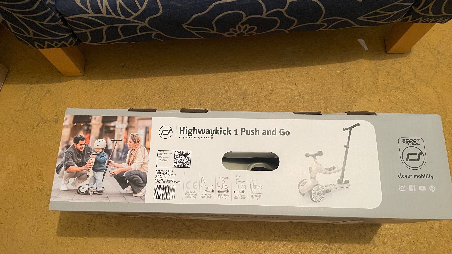 Kickboard: Scoot and Ride Push & Go and Helmet S – Neu und originalverpackt aus Thalwil von jai_ypl7 3