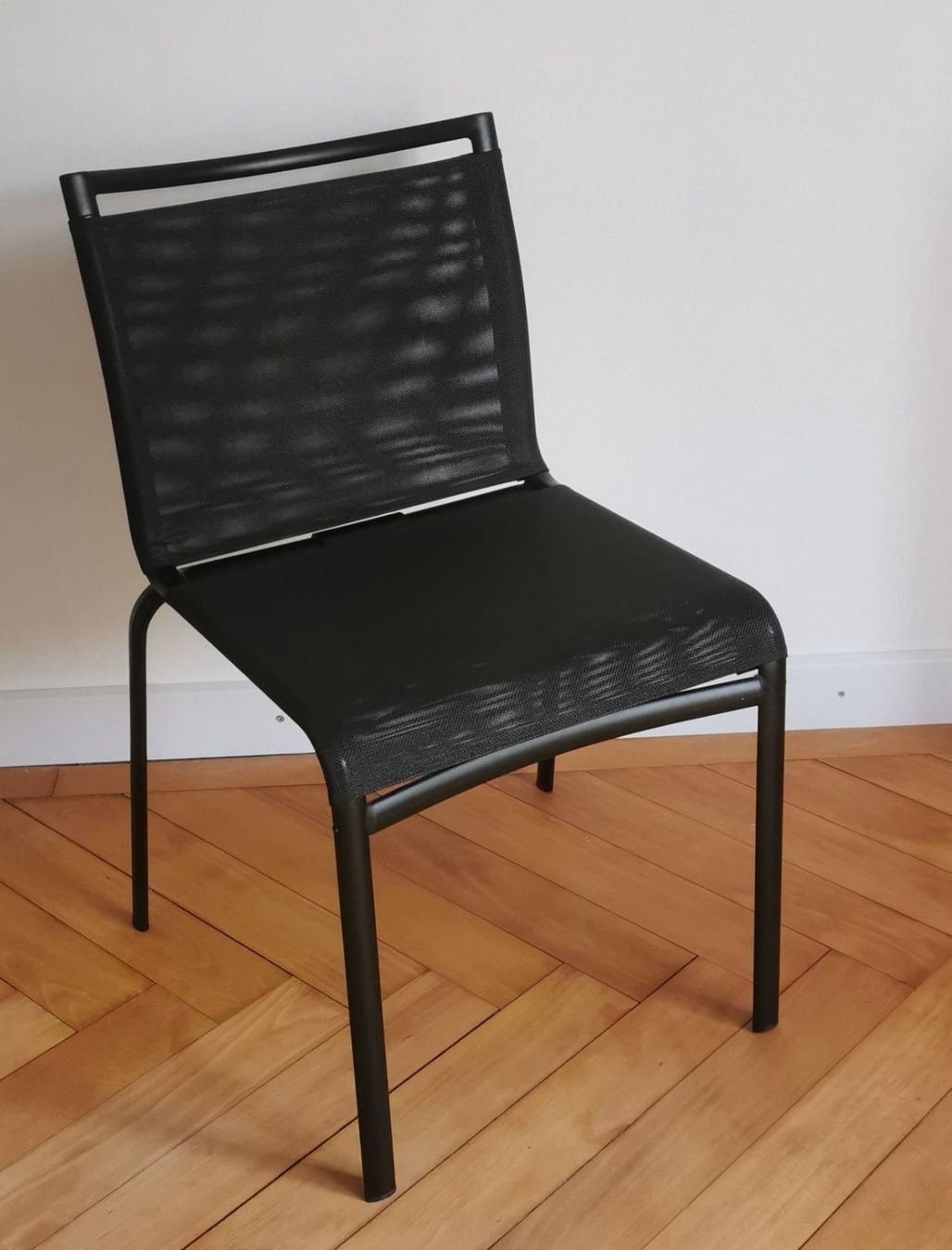 Sedie: 6 Schwarze Designer Stühle - leicht & modern – Usato da Zürich venduto da Sumynona 3