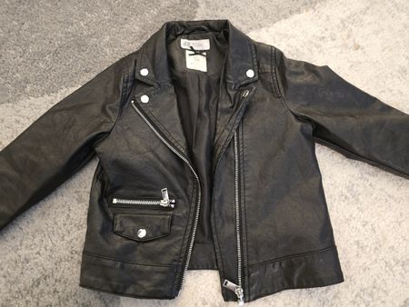 H&M kunstlederjacke schwarz Grösse 104-110
