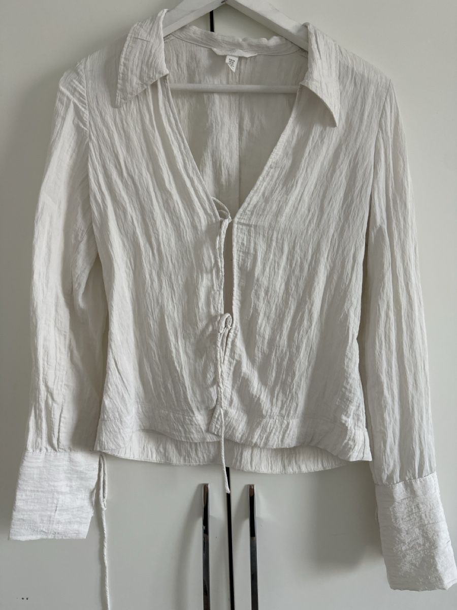 H&M Camicette: Weisse Bluse mit Schnürungen – Nuovo (secondo la descrizione) da Rheineck venduto da sam_9m27 1