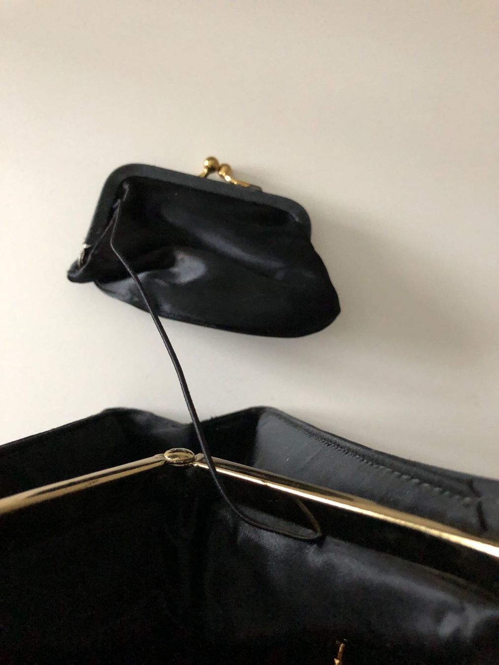 Borse da donna: LESTER BAG Abendtasche, New York, antik – Usato da Niederurnen venduto da Guste 5