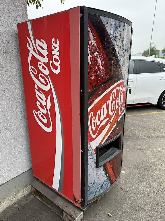 Altro per Gastronomia & Hotel: Coca Cola Getränkeautomat – Difettoso da Pfyn venduto da Remo-Sch 2